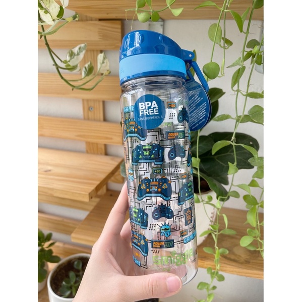 Bình nước smiggle dung tích 650ml 750ml săn sale uk cho bé trai