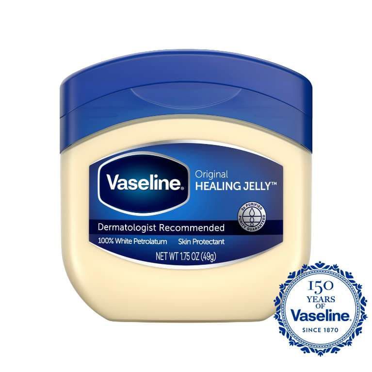 Kem dưỡng ẩm -Vaseline giúp da mềm mại bảo vệ khỏi những tác động của thời tiết 49g