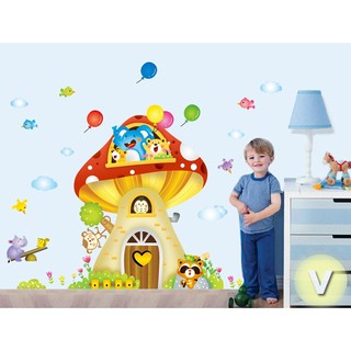 Decal dán tường Nấm khổng lồ