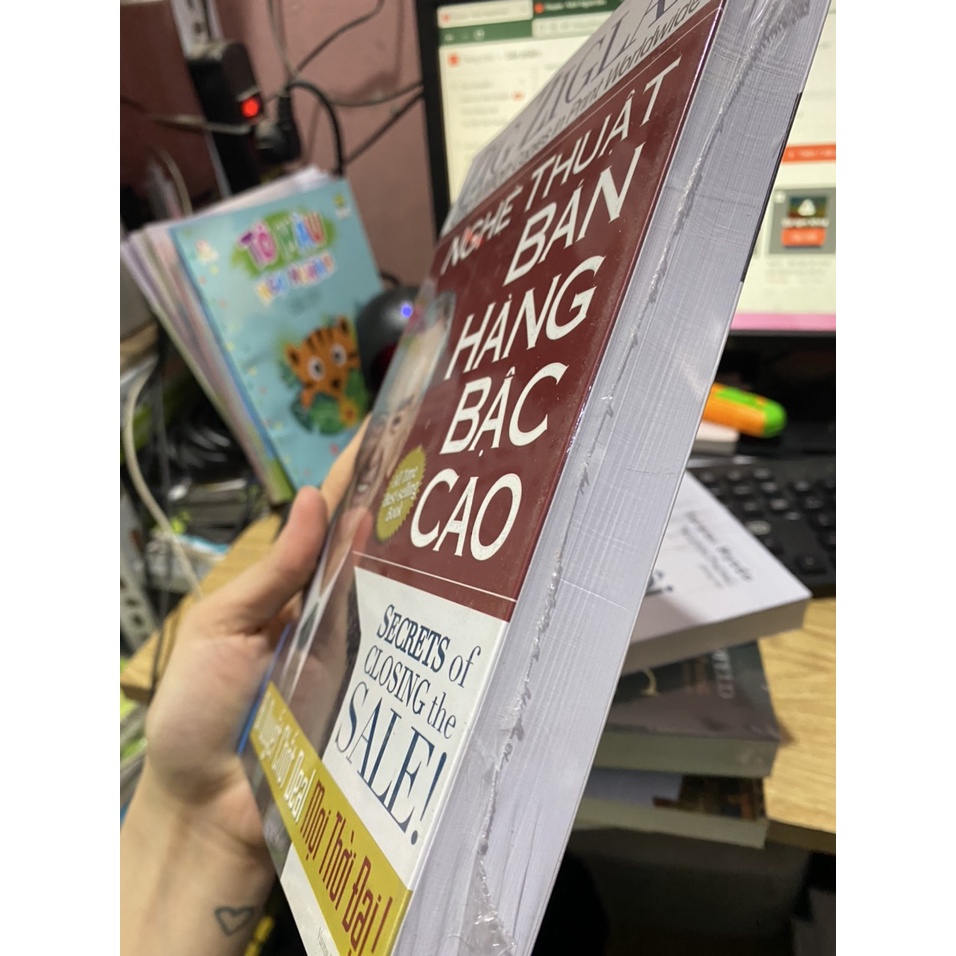 Sách - Nghệ thuật bán hàng bậc cao - Tặng kèm bookmark ( First News )