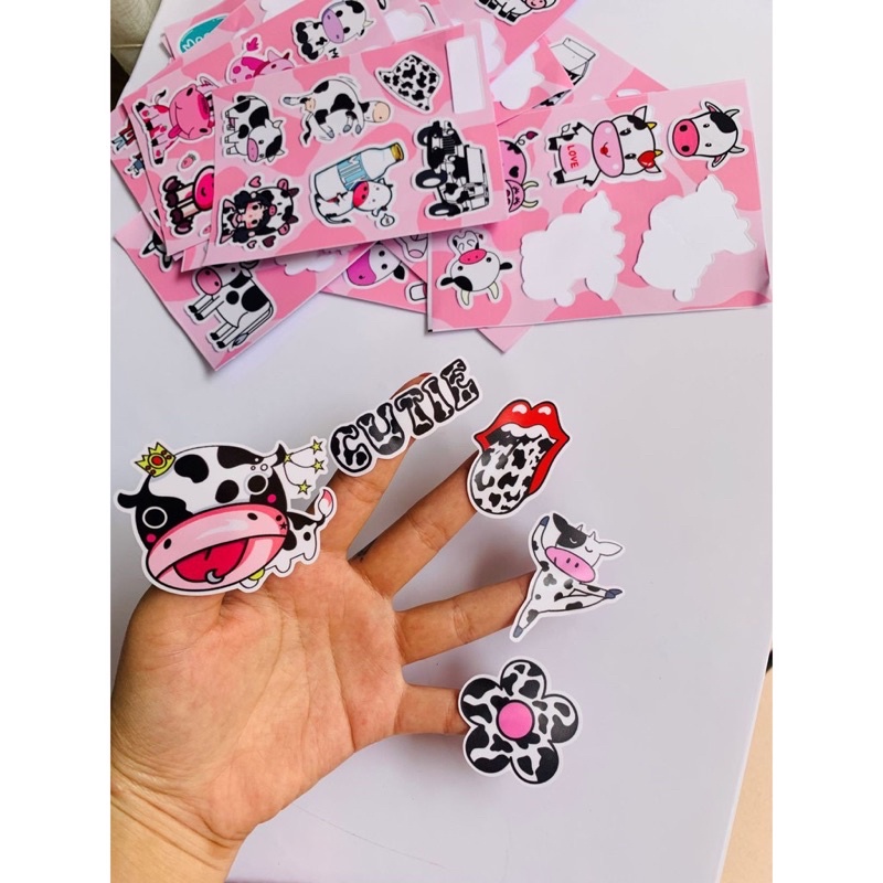 Sticker bò sữa siêu cute dán mũ bảo hiểm, sách, vali, laptop chống nước