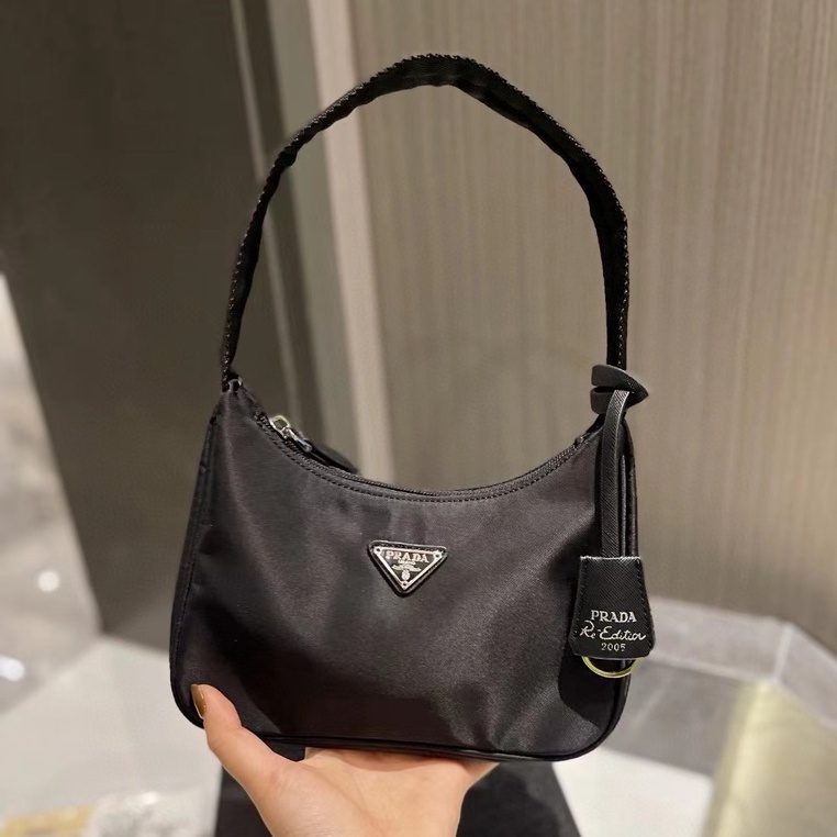 Túi Đeo Dưới Cánh Tay Bằng Nylon Tái Chế Được 2005 Mới Với Hộp Quà Tặng PA777777