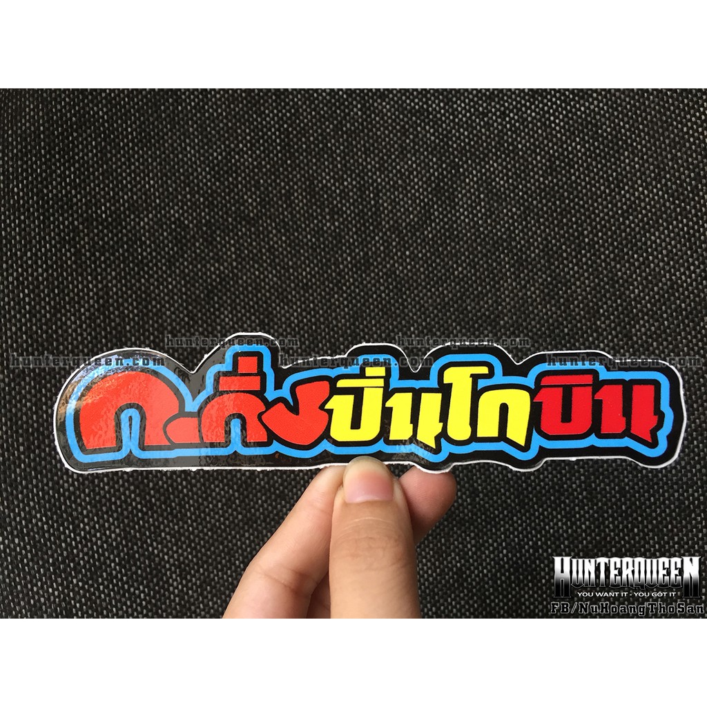 Logo chữ thái 7 màu. Sticker Thái, hình dán chống nước. Tem trang trí xe máy, vali, nón bảo hiểm, điện thoại, laptop…