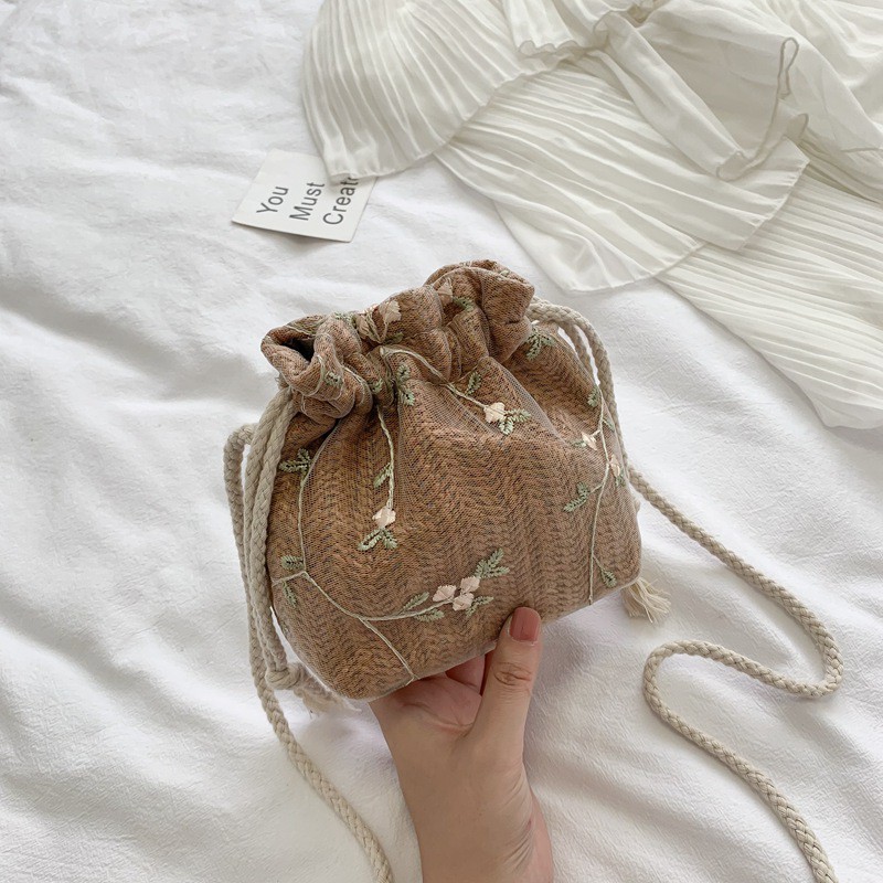 Túi cói đeo vai dáng xô dây rút phối ren dễ thương thời trang cho nữ | BigBuy360 - bigbuy360.vn