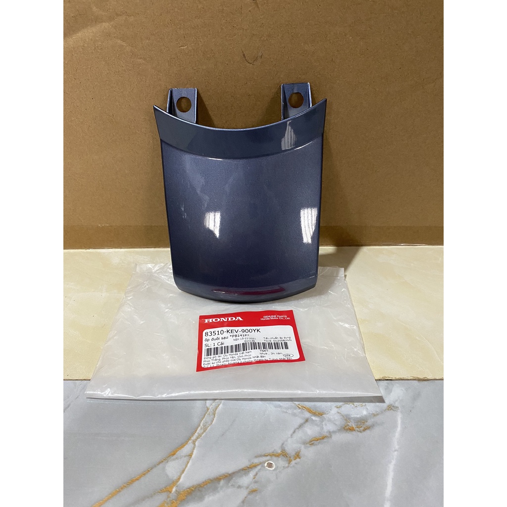 Ốp đuôi sau - Mui rùa HONDA WAVE Anlpha Cũ năm 2003 màu Ghi xám. 83510KEV900YK