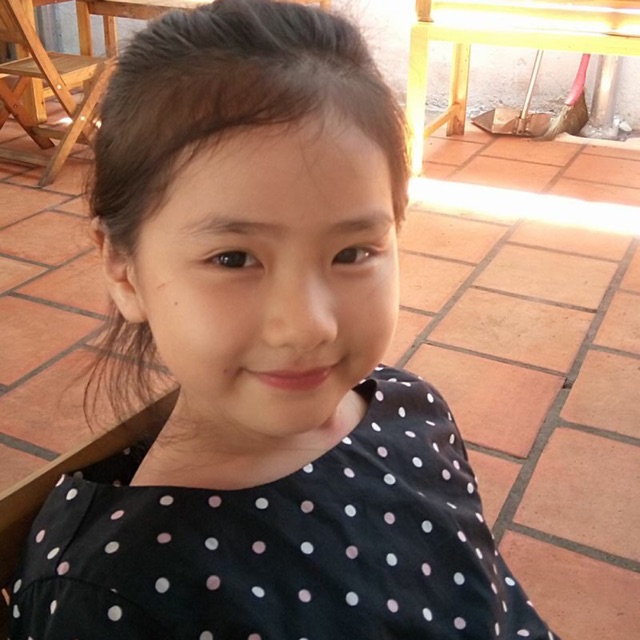 Đầm Chấm Bi Gap Kid Cho Bé Gái