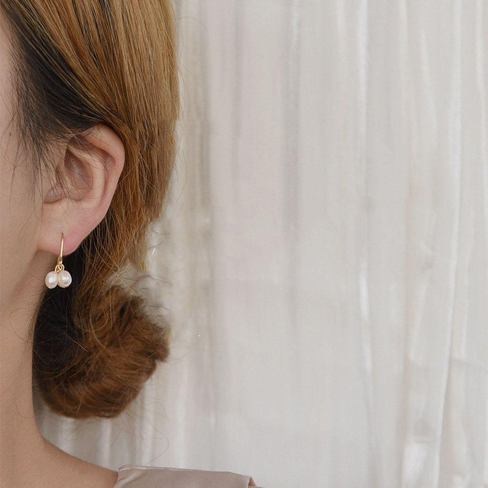 Bông Tai Đính Hạt Lấp Lánh Dễ Phối Đồ Thời Trang Cho Nữ