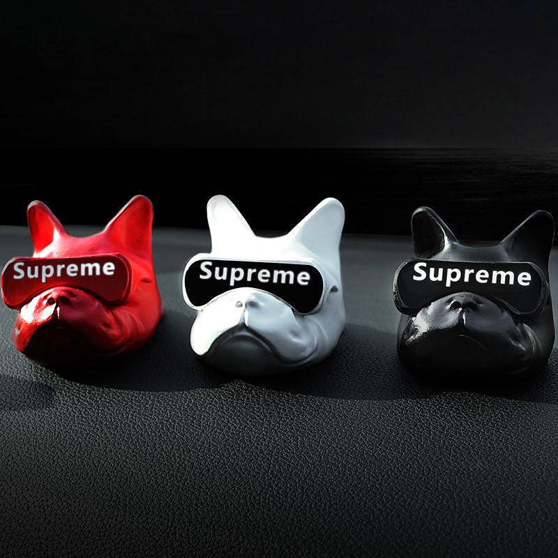  French Bulldog Evil Dog Furnishings Ornaments Creative Car Aromatherapy Car Men's Online Influencer Cute New Crafts Car fashion brand products Auto