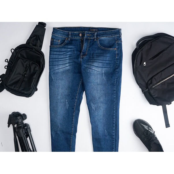 Quần jean nam chất bò dáng ôm cao cấp FAVITI QJ64 | BigBuy360 - bigbuy360.vn