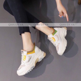 Giày thể thao mới siêu nhẹ