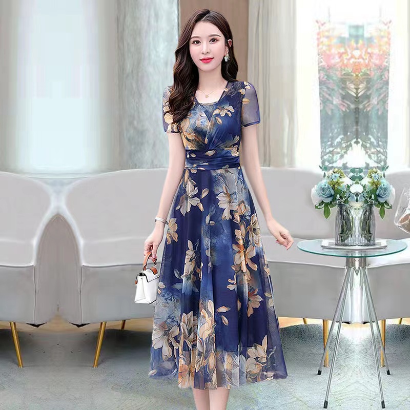 Váy Hoa Tay Ngắn | Đầm Cổ Tròn Ôm Dáng Xinh Xắn Dành Cho Nữ