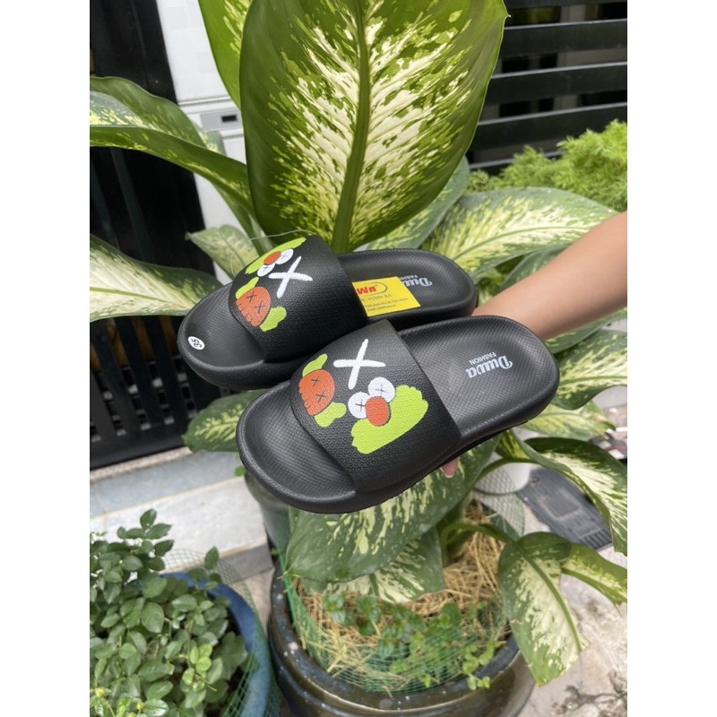 DÉP BÁNH MÌ THÔNG HƠI QUAI NGANG HOẠT HÌNH SIÊU NHẸ CAO 3CM ĐI MƯA