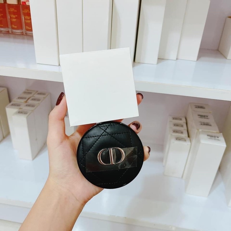 Cushion Dior forever limited