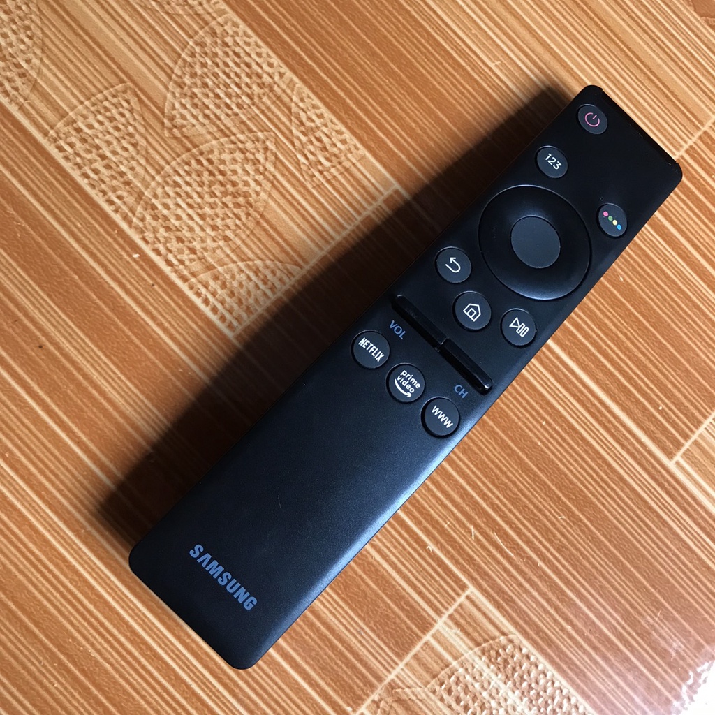 Điều khiển tivi samsung 4k smart lưng cong màu đen hàng chính hãng