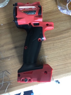 Võ máy milwaukee 2804 zin mới
