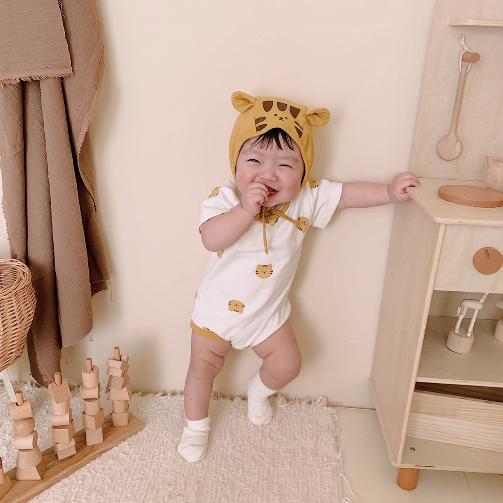 Set đồ 2 món gồm áo liền quần tay ngắn in hình hổ và mũ đội đáng yêu thoải mái cho bé 0-2 tuổi