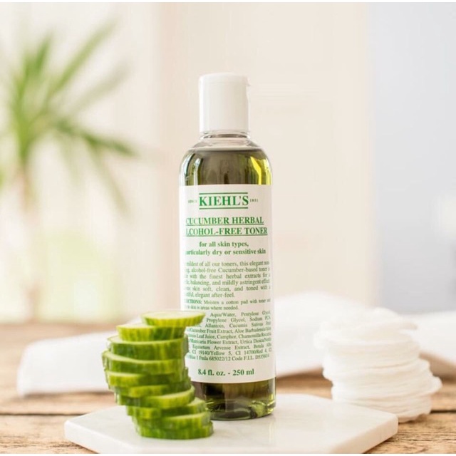 Nước cân bằng Kiehls Cucumber Herbal Alcohol - Free Toner 250 ml