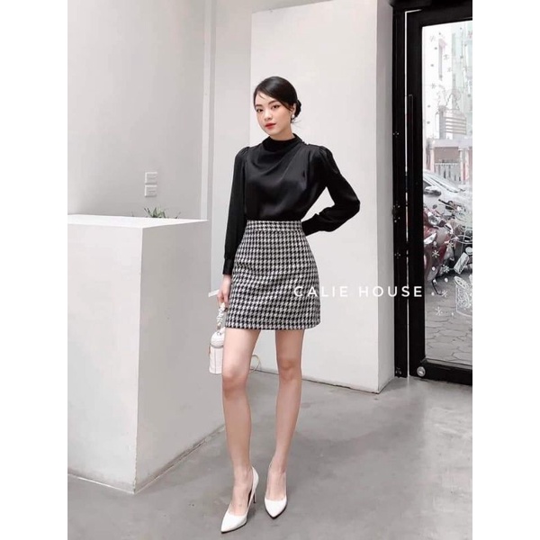 Áo sơmi lụa dúm khuy vai
