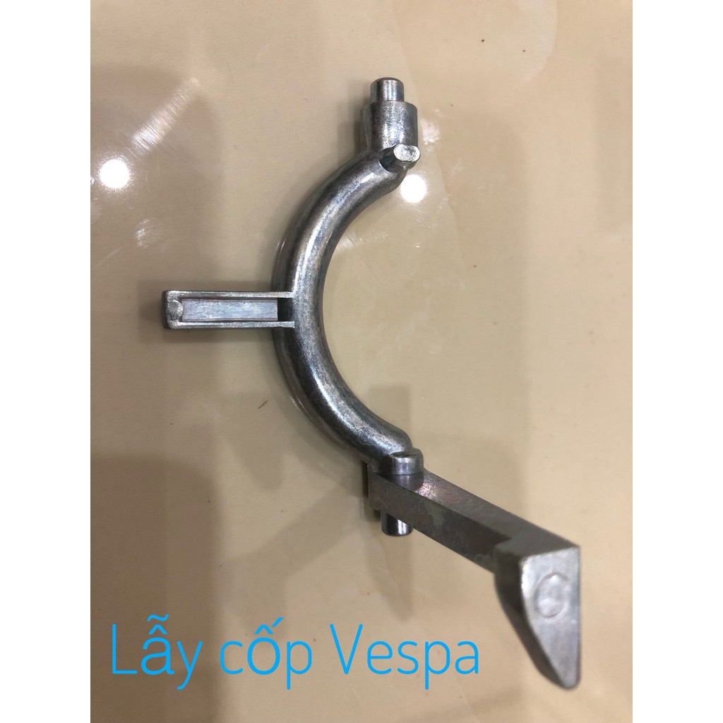Lẫy mở cốp Vespa