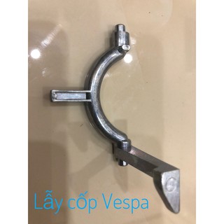 Lẫy mở cốp Vespa