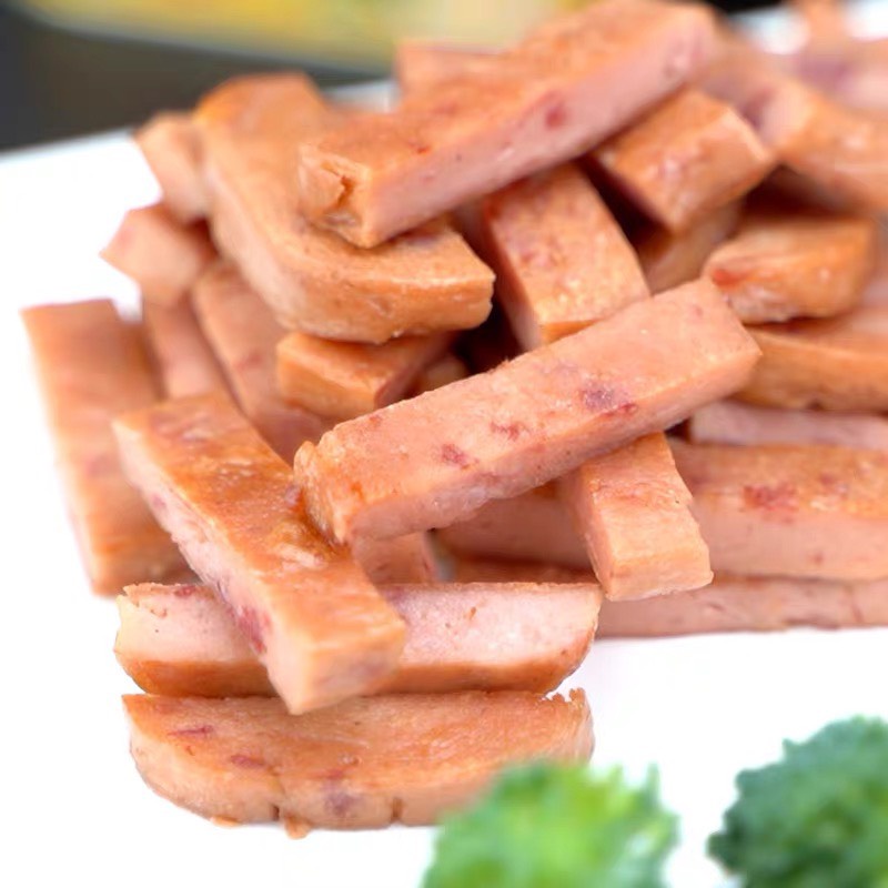 Thịt heo đóng hộp ăn liền / Đồ hộp ăn liền - hộp 200g