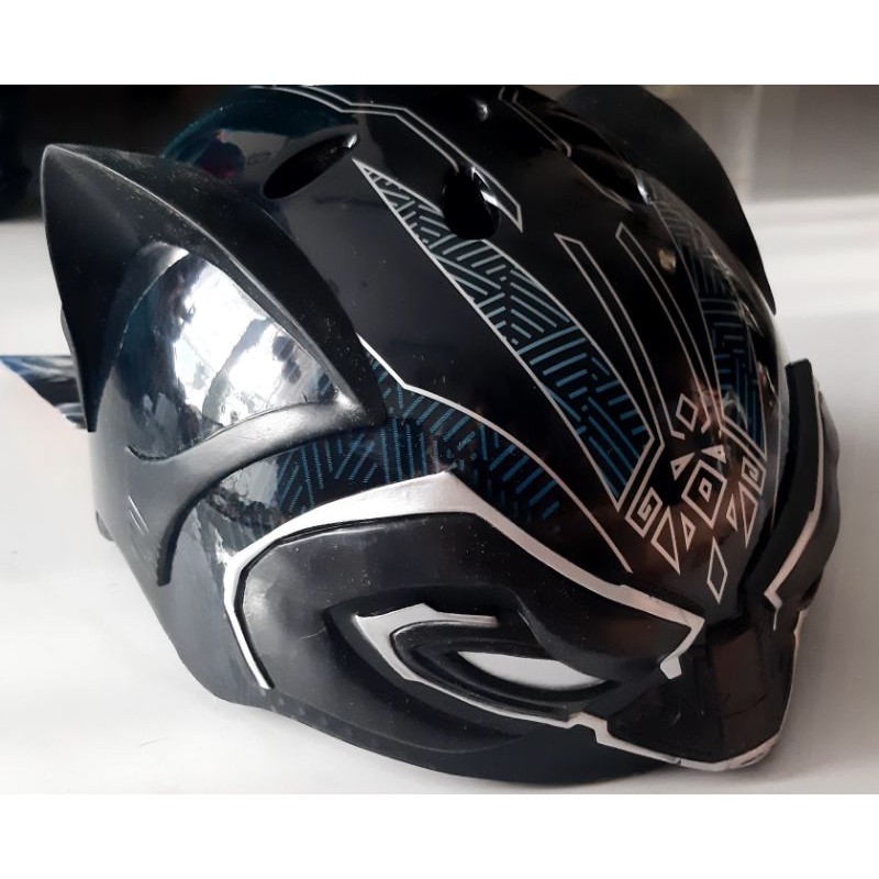NÓN BẢO HIỂM NGƯỜI NHỆN ĐỎ / BLACK PANTHER ĐEN CHO BÉ TỪ 5T ĐẾN 8T TỪ MỸ