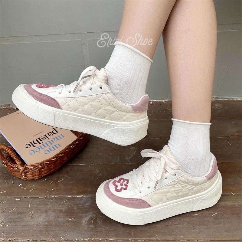 Giày Thể Thao Nữ Họa Tiết Hoa Thời Trang