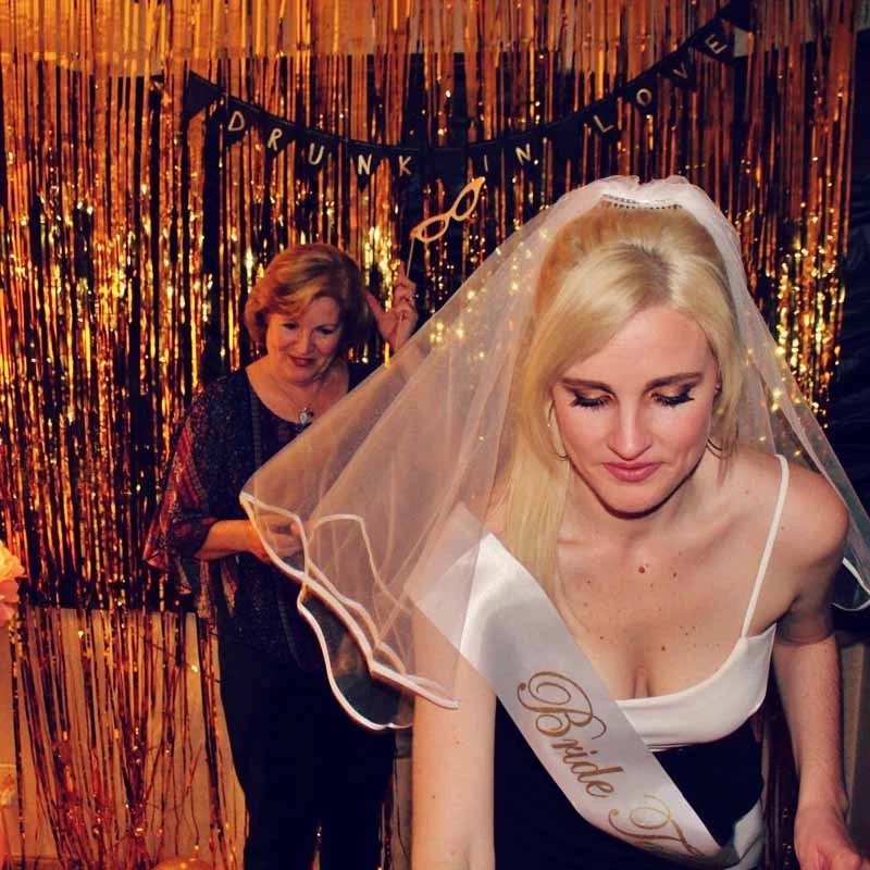 Mạng Che Mặt Chữ Bride Will Be Cho Tiệc Cưới