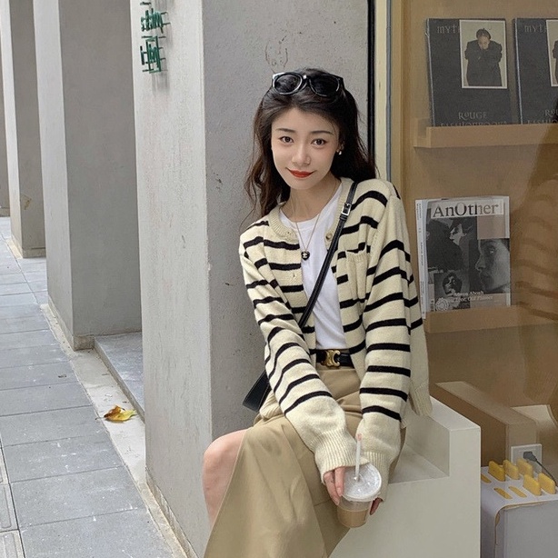 ihkke Áo khoác Cardigan dáng rộng in sọc thời trang Hàn Quốc sành điệu