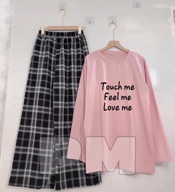 Sét áo love me tay dài + quần kẻ vuông (NN12) , Áo thun nam nữ, quần kaki, quần nữ, sét bộ mặc ở nhà MODY