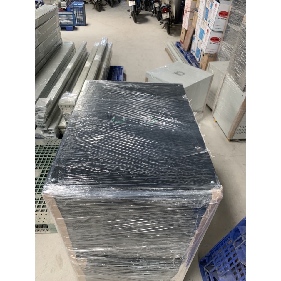 TỦ RACK 15U D800 CHO HỆ THỐNG MẠNG VÀ CAMERA
