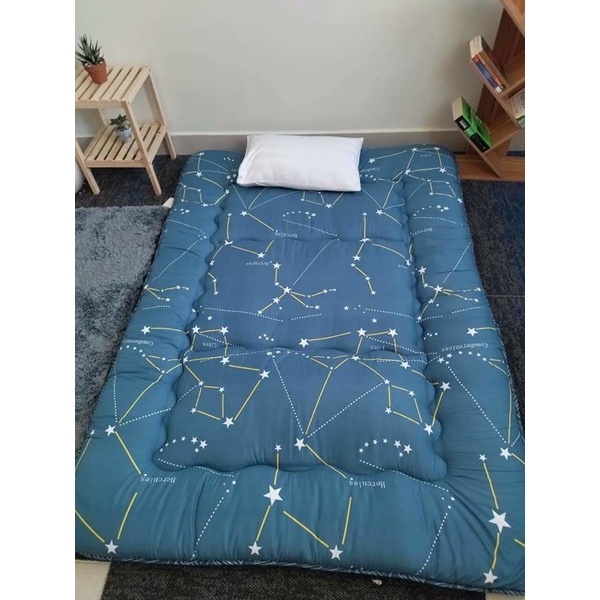 Nệm hoặc topper màu xám .màu xanh 7cm