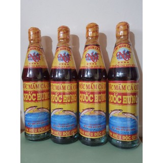 Nước Mắm Phú Quốc - Quốc Hưng 40 độ đạm, chai thủy tinh 500ml