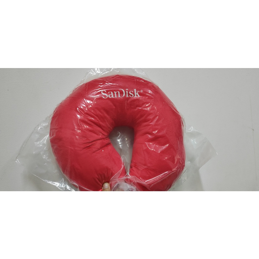 Gối kê cổ hình chữ U màu hồng - hàng khuyến mãi Sandisk (hình thực tế)