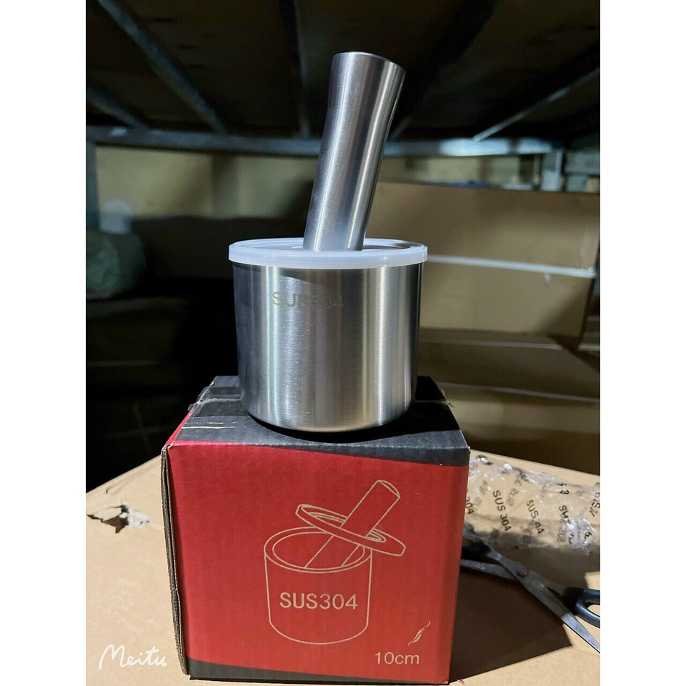 Cối chày bằng inox 304 chống nấm mốc có nắp đậy an toàn tiện lợi
