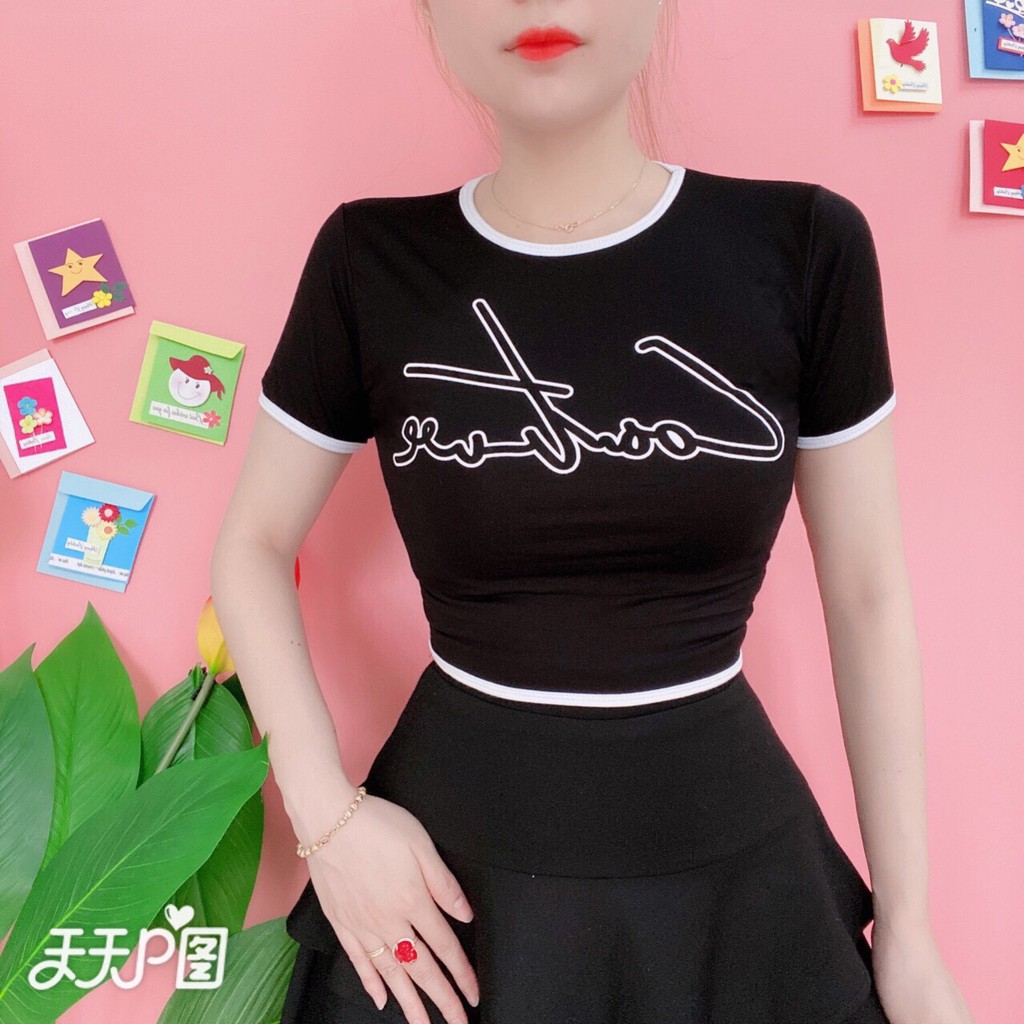 Áo croptop phối viền màu đen in chữ Coatrue siêu xinh