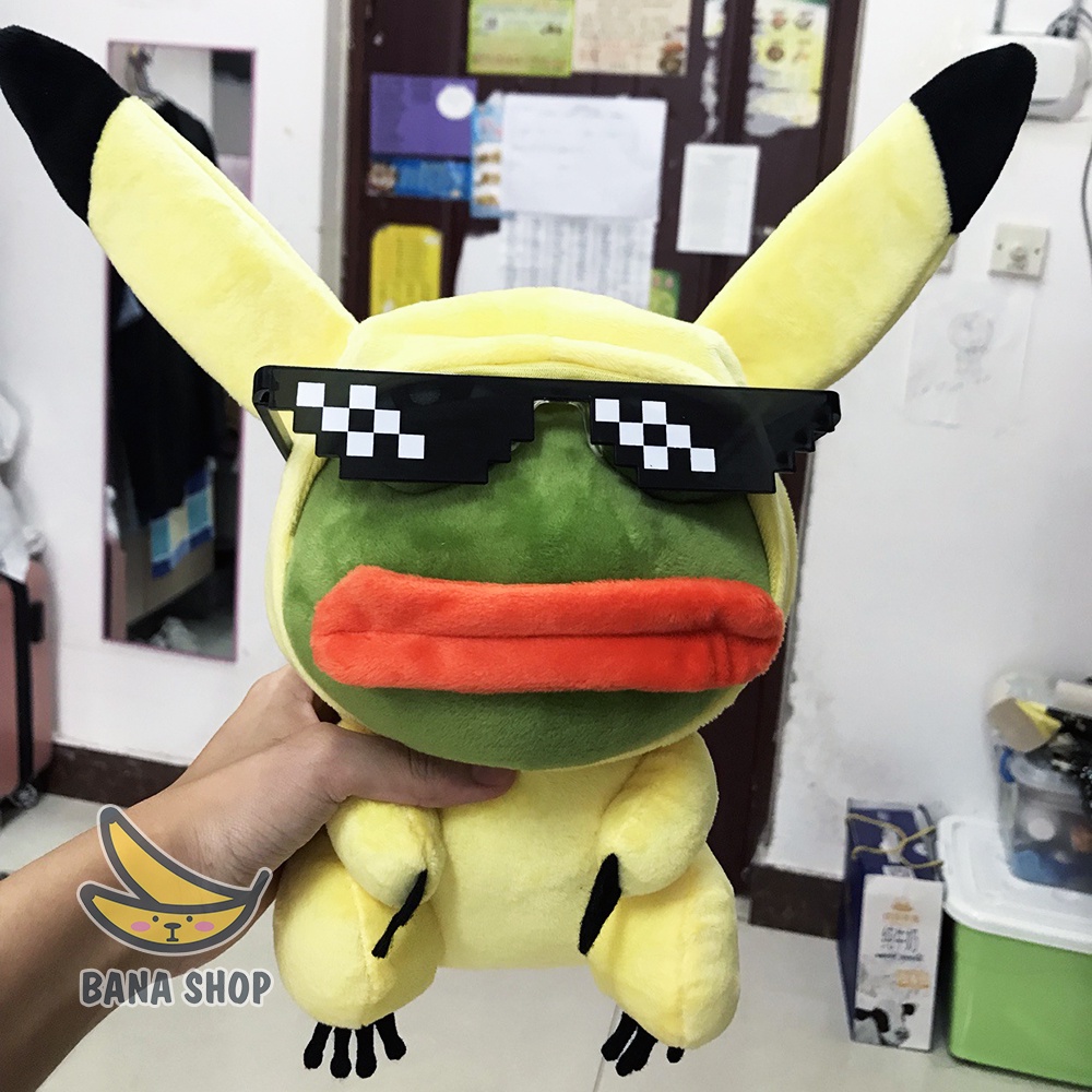 Gấu bông ếch xanh sad frog Pepe mặc áo pikachu vàng siêu bựa dành cho vozer