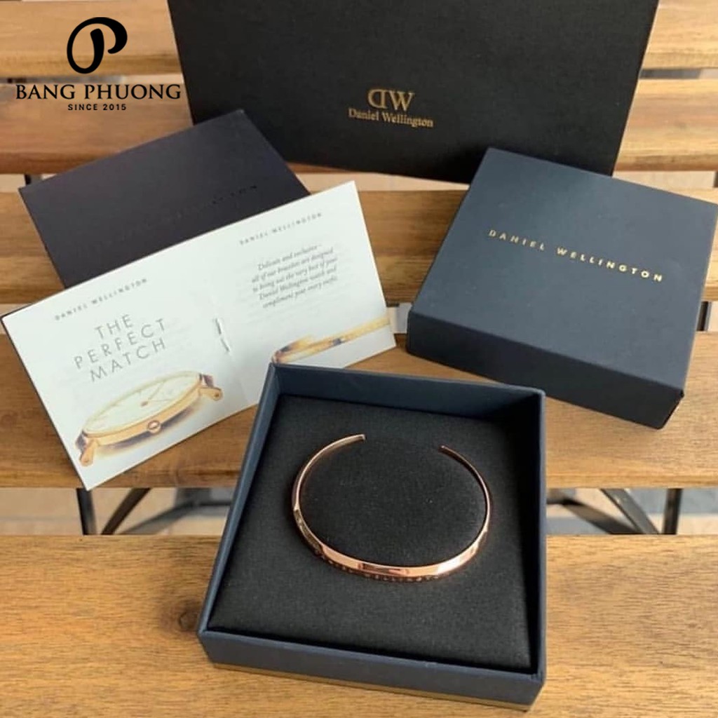 Vòng tay Daniel Wellington Classic Rose Gold DW Cuff Chính Hãng