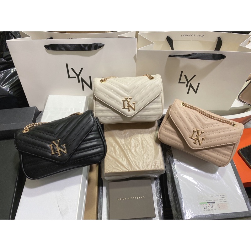 𝗧𝗨́𝗜 𝗟𝗬𝗡 đeo chéo 𝗛𝗔𝗡𝗗𝗕𝗔𝗚𝗦 𝐦𝐚̂̃𝐮 𝐦𝐨̛́𝐢