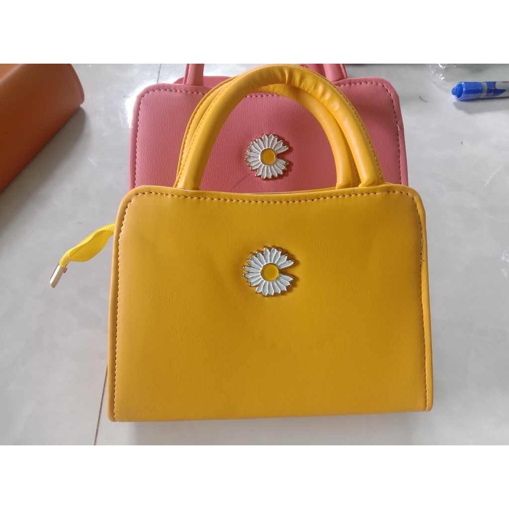 Túi xách công sở hoa cúc
