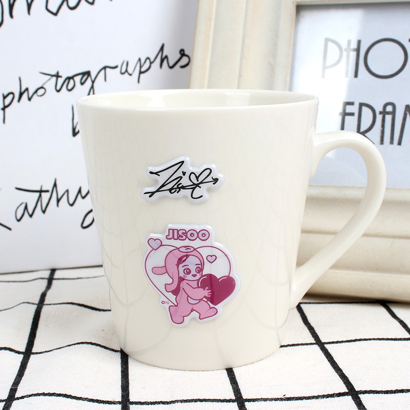 Giấy dán trang trí hình BTS/EXO/Blackpink hoạt hình | BigBuy360 - bigbuy360.vn