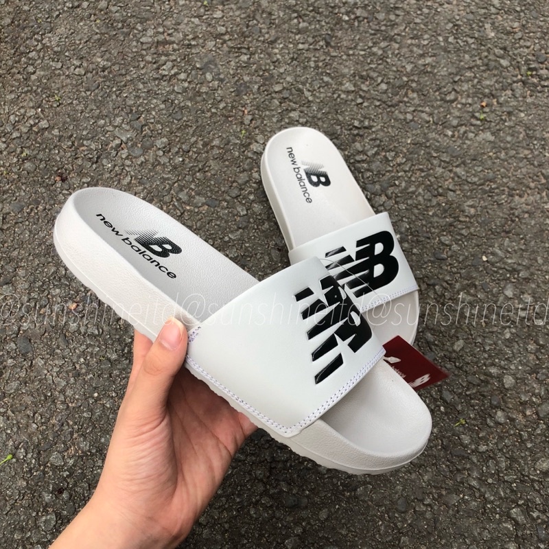 Dép Newbalance NB Quai Ngang Đúc Cao Su Màu Đen Trắng