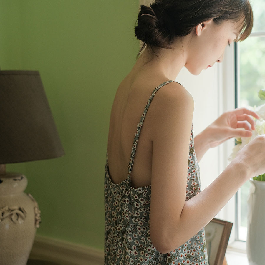 Đầm ngủ hai dây phong cách Hàn Quốc dễ thương dành cho nữ