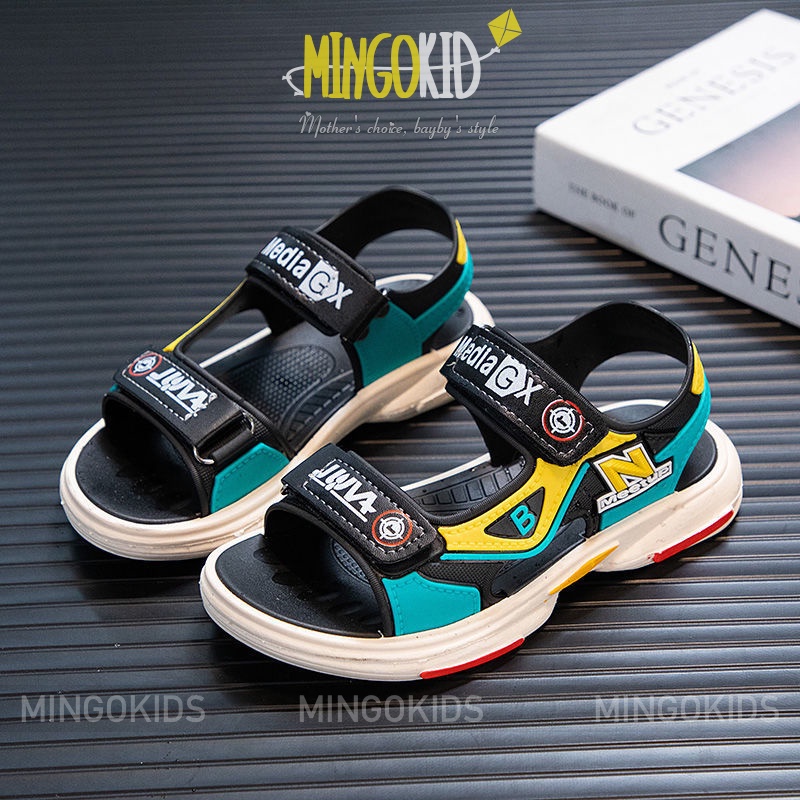 Dép sandal bé trai MG2-20 đế chống trơn trượt quai ngang