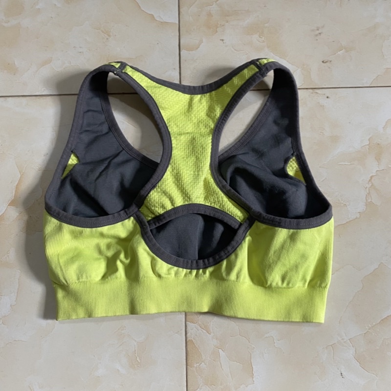 Áo gym, áo bơi thanh lý nhiều mẫu