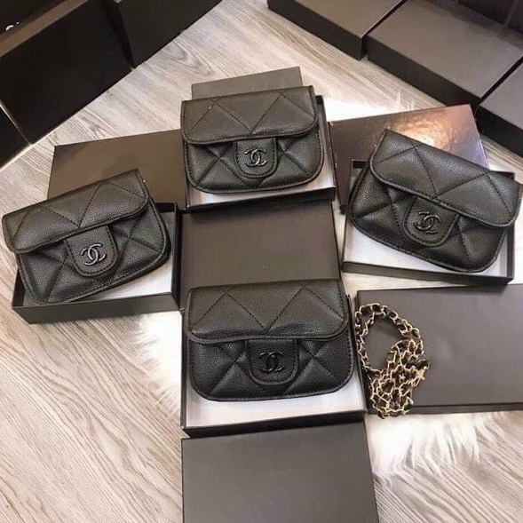 Túi Mini Nữ Đeo Chéo Da Hạt Logo Dây Xích Đen DC097