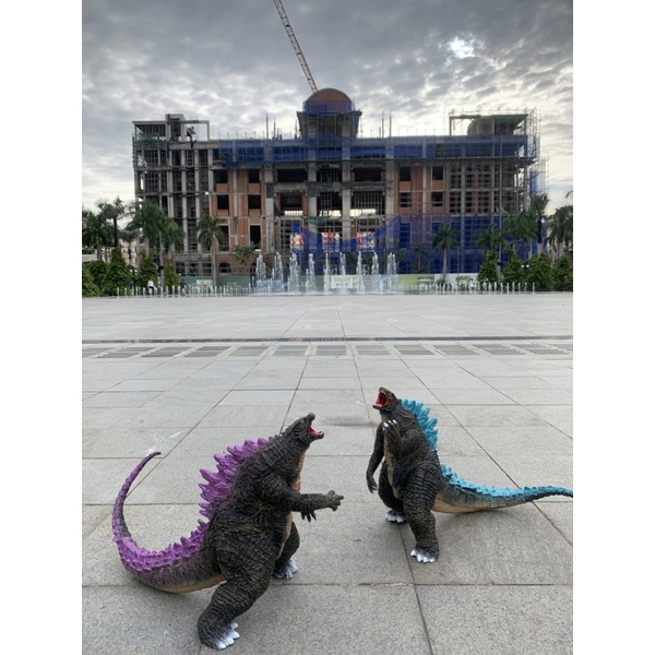 Mô hình nhận vật Godzilla Kingkong size lớn cao 30cm