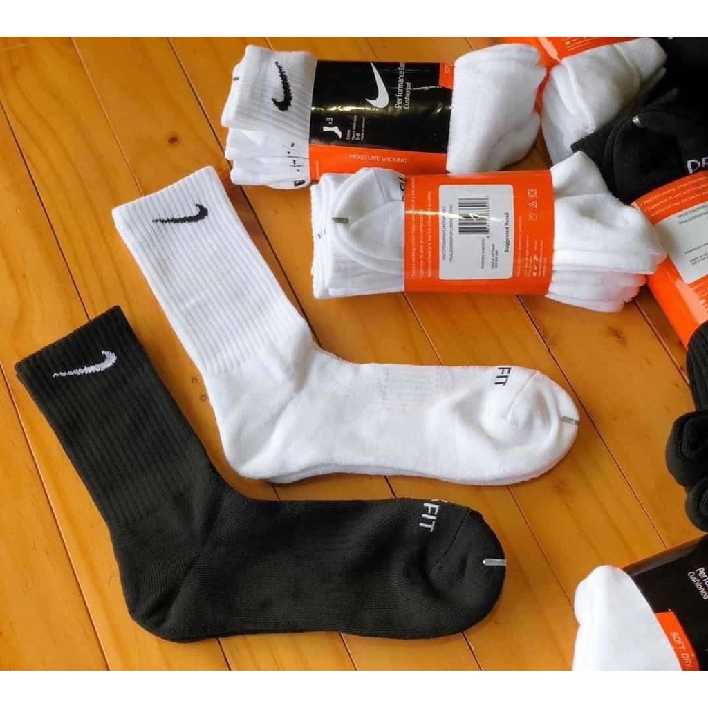 Tất - Vớ Nike Cổ Cao Trắng Đen Hàng Xuất Khẩu