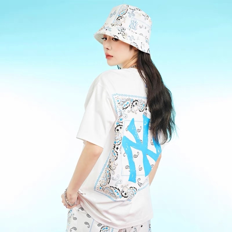 Áo thun cộc tay N Y logo lưng