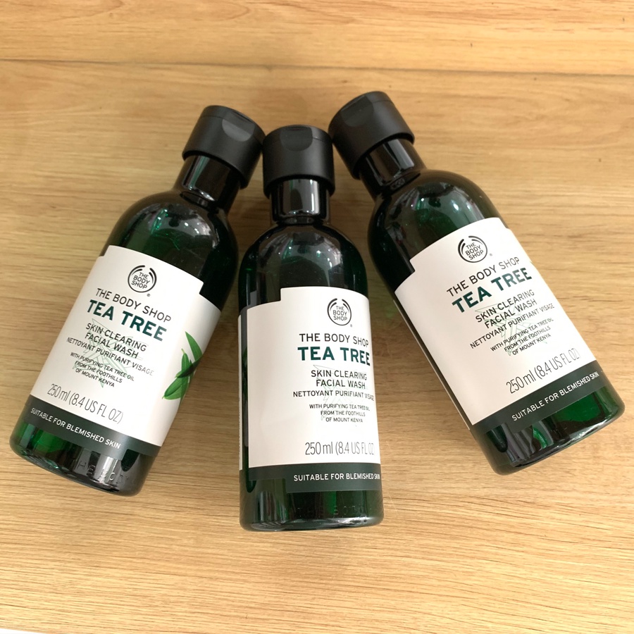 The Body Shop Tea Tree Skin Clearing Foaming Cleanser - Sữa Rửa Mặt Tạo Bọt Tràm Trà Cho Da Mụn 150ml